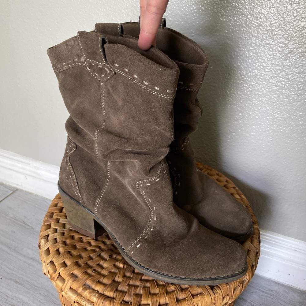 Clark boots women